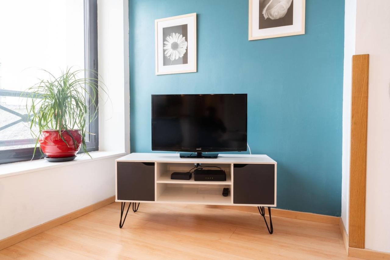 Appartement Rien Que Pour Vous Proche Centre Ville Laval  Exterior photo